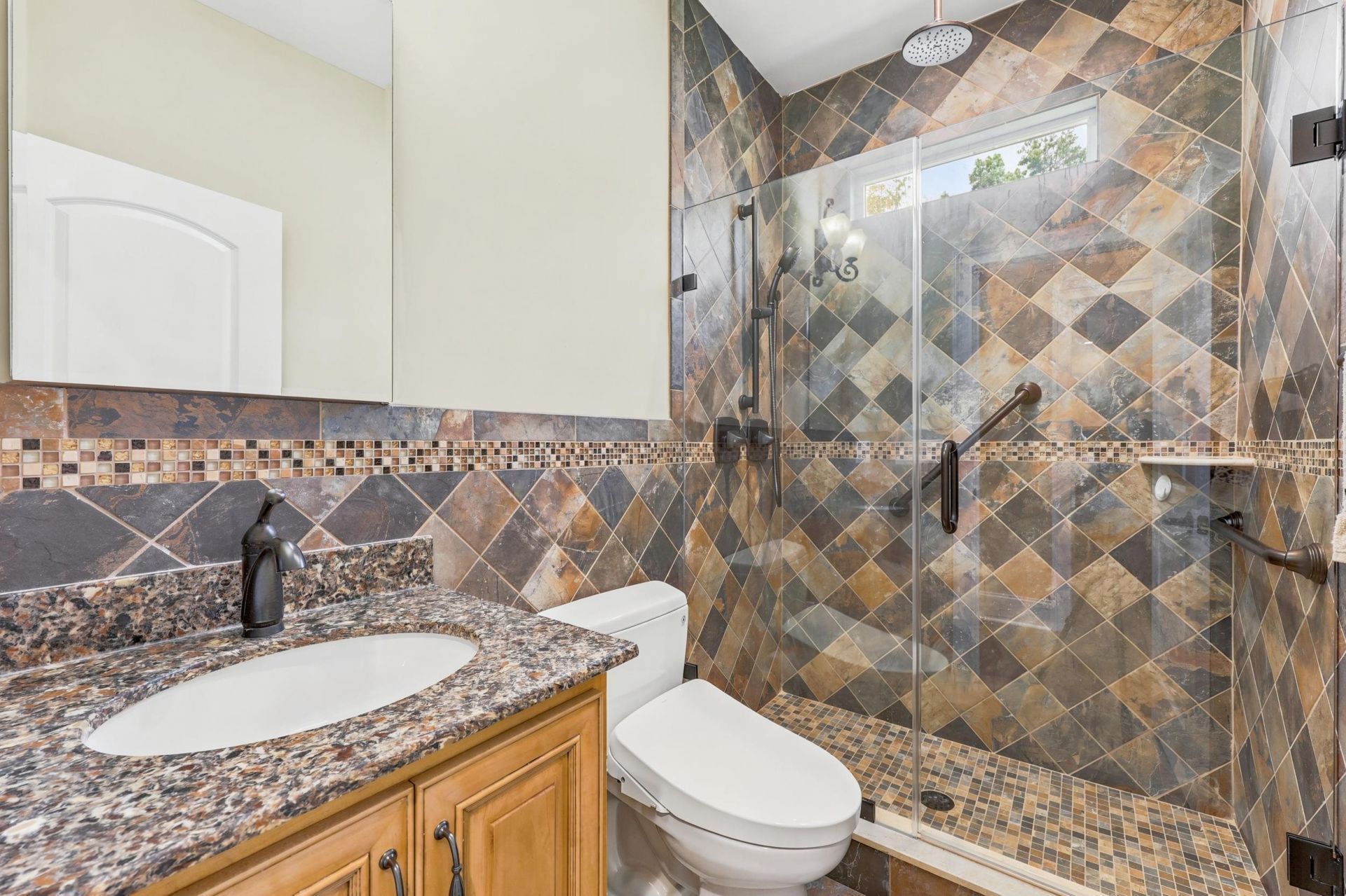 2566 Lake Vista Dr. Photo 20