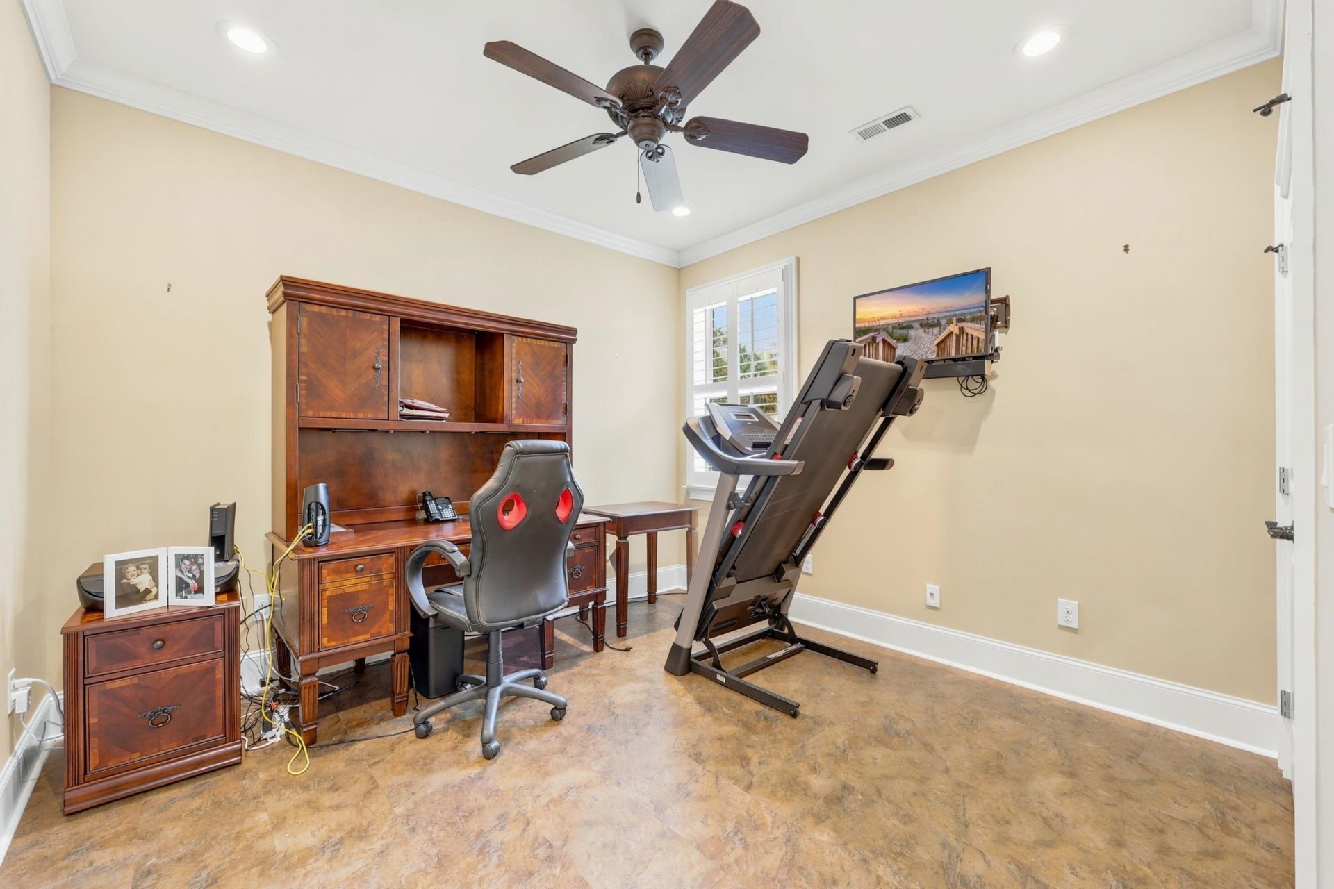 2566 Lake Vista Dr. Photo 21