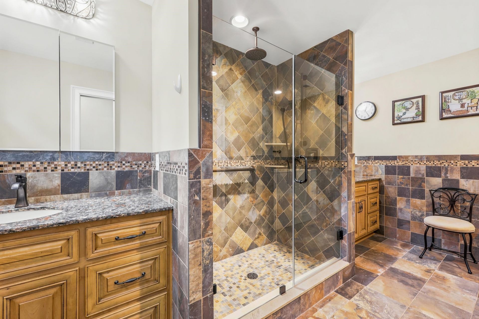 2566 Lake Vista Dr. Photo 28