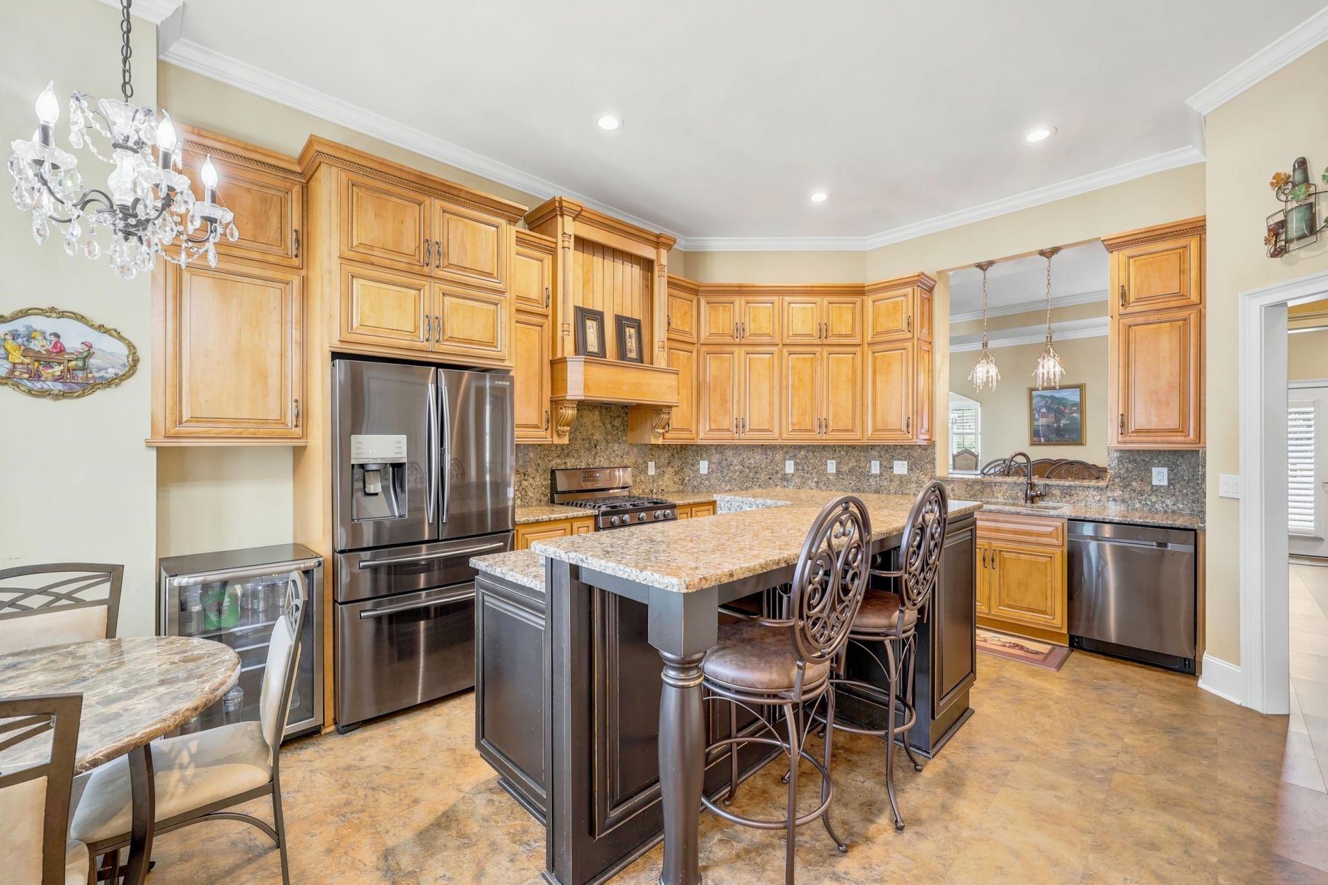 2566 Lake Vista Dr. Photo 31