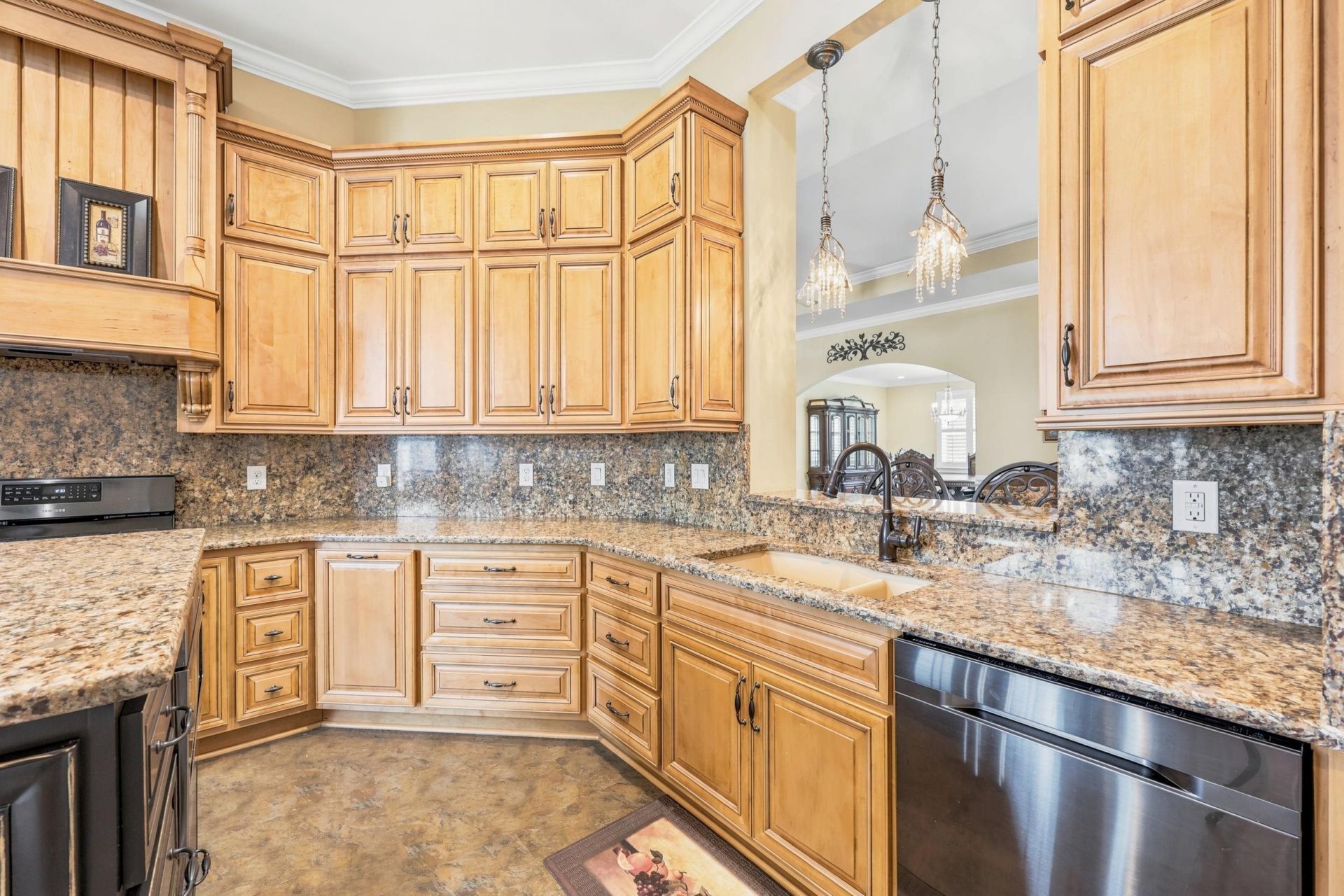 2566 Lake Vista Dr.  Photo 30