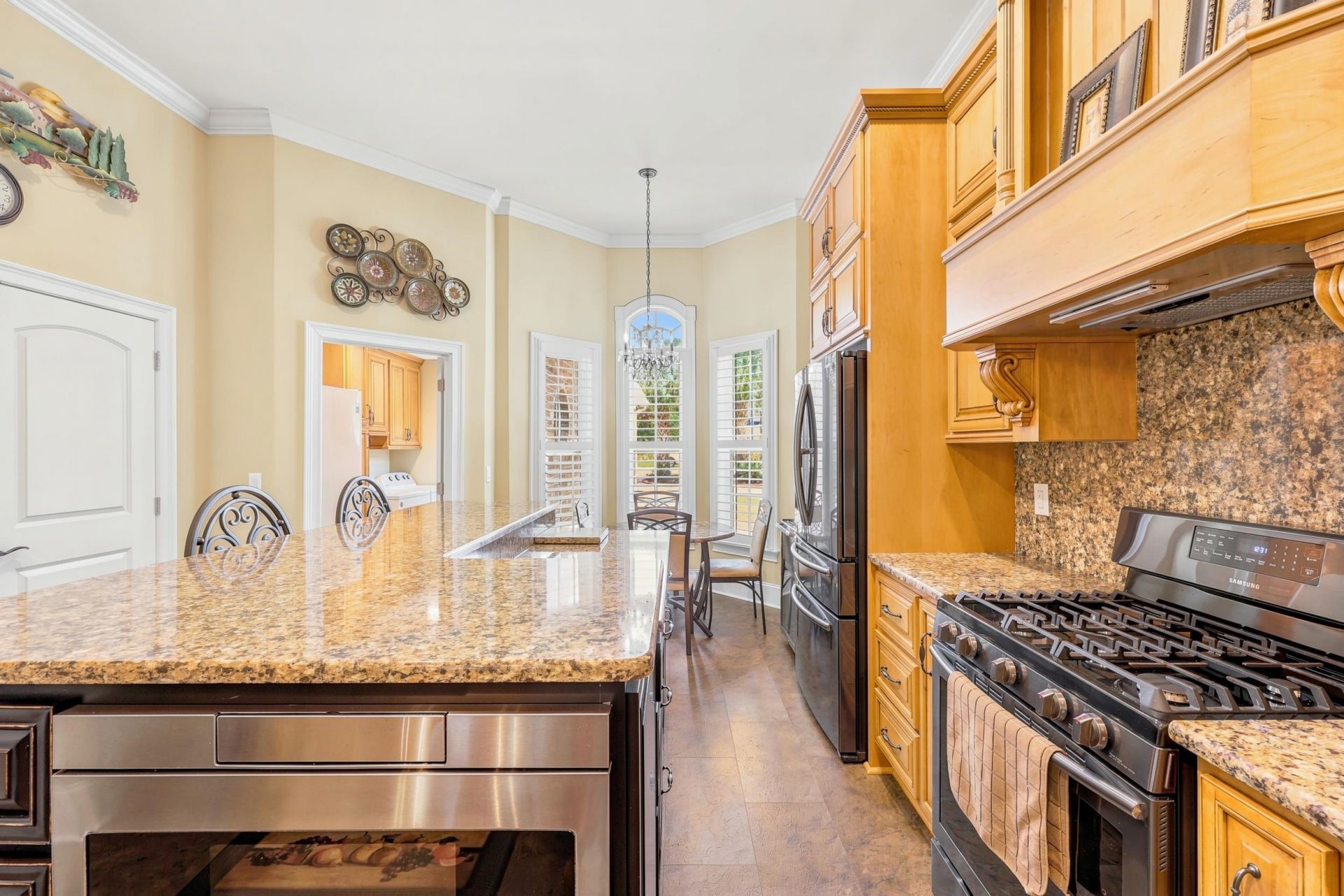2566 Lake Vista Dr. Photo 33