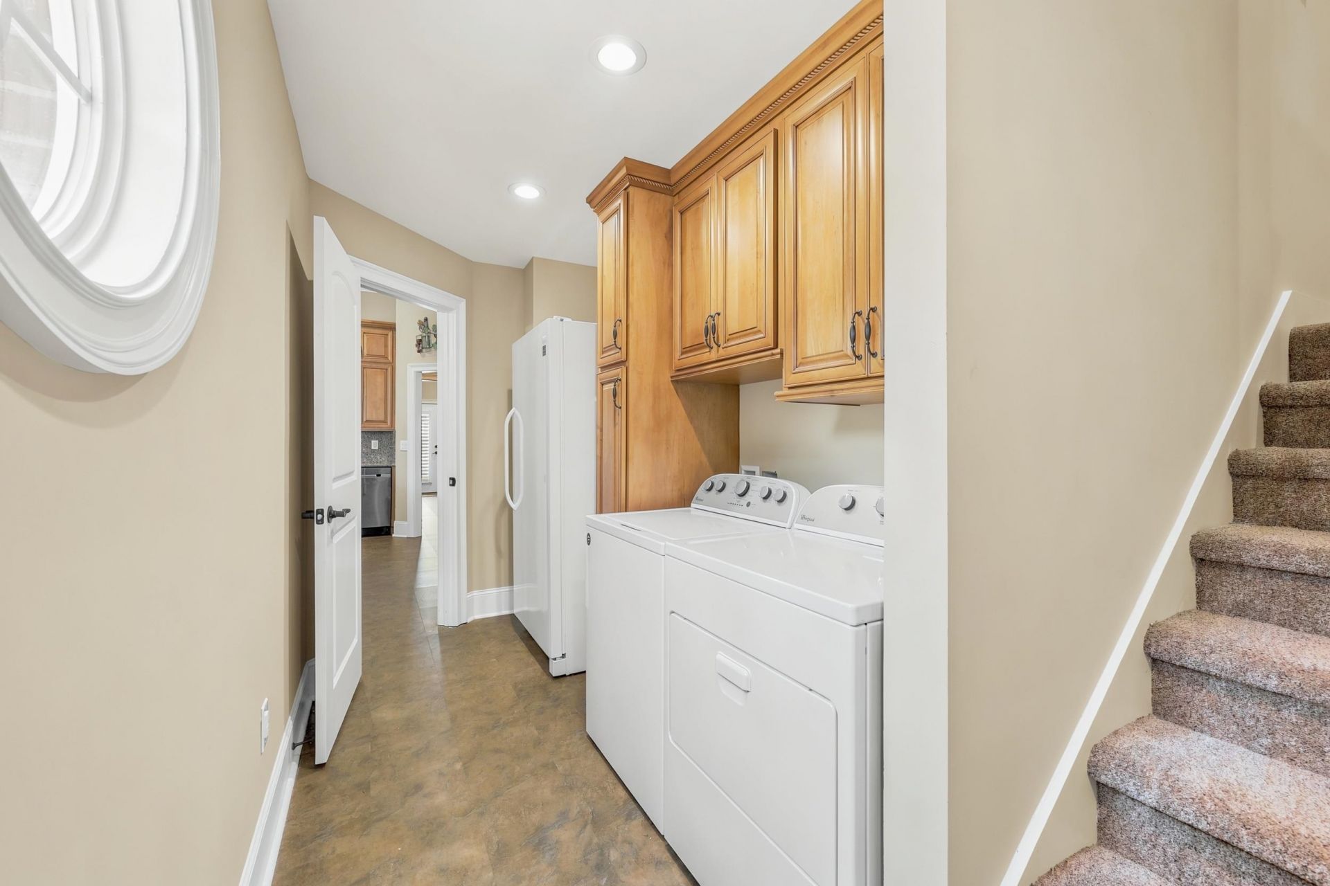 2566 Lake Vista Dr. Photo 35