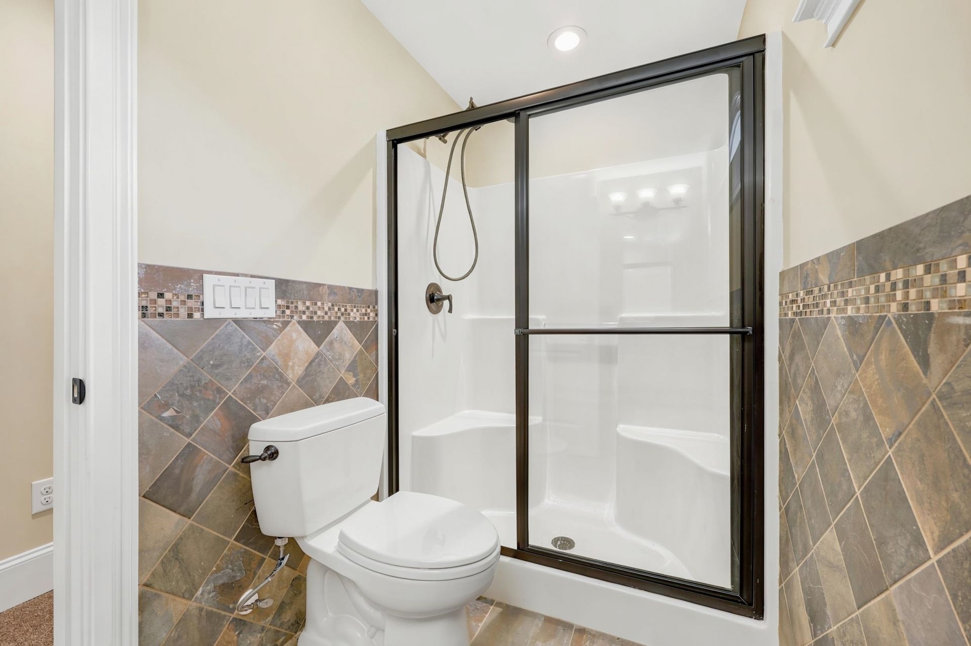 2566 Lake Vista Dr.  Photo 37