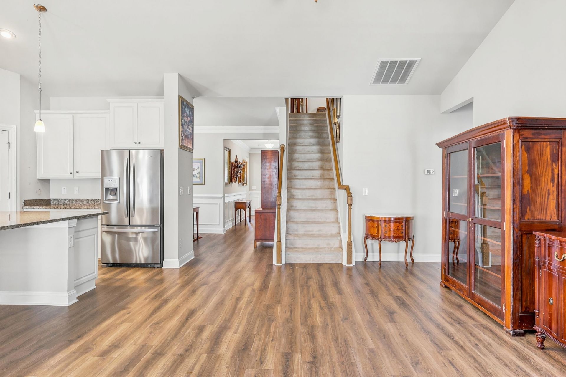 1852 Parish Way  Photo 10