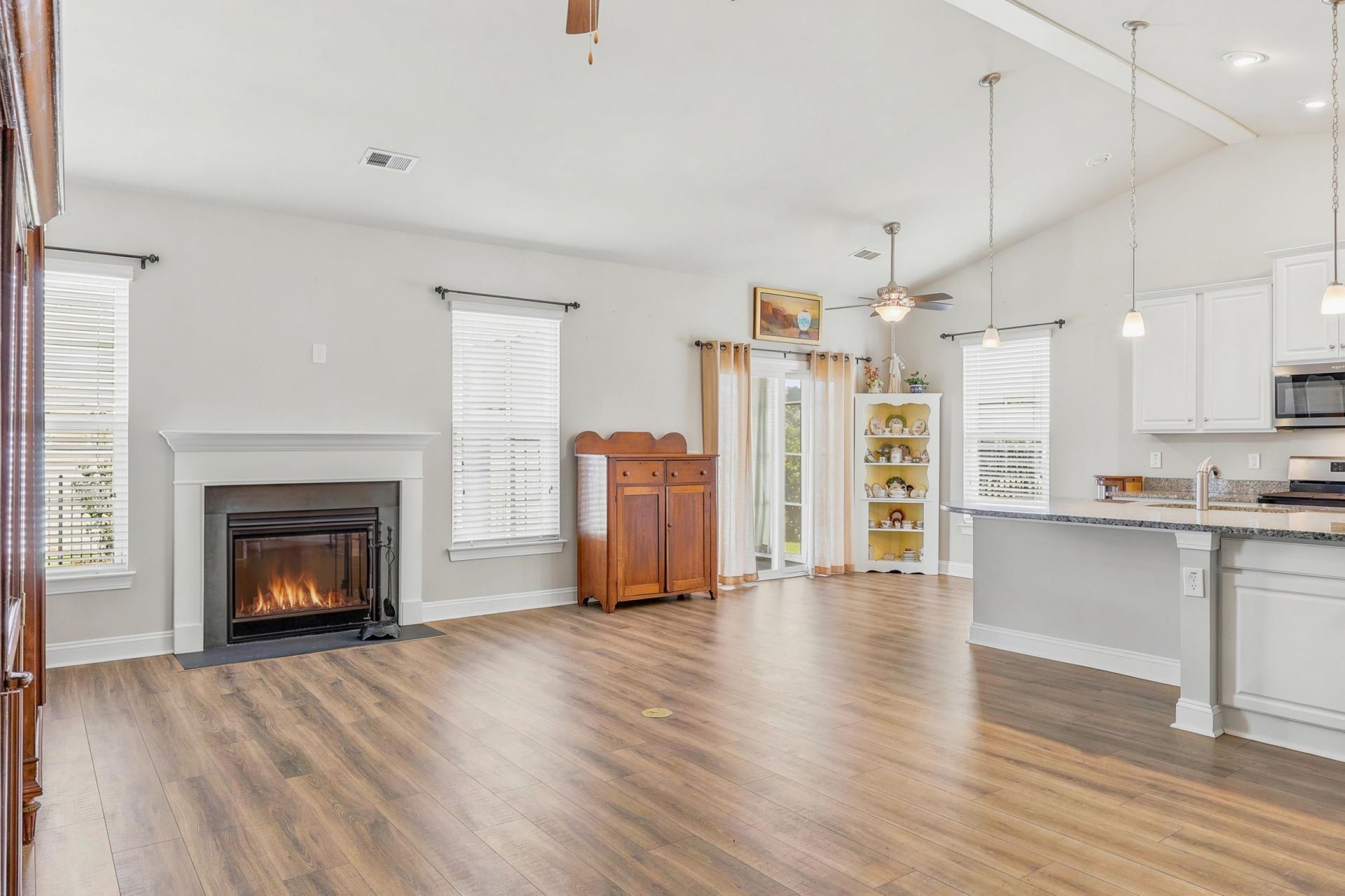 1852 Parish Way  Photo 11