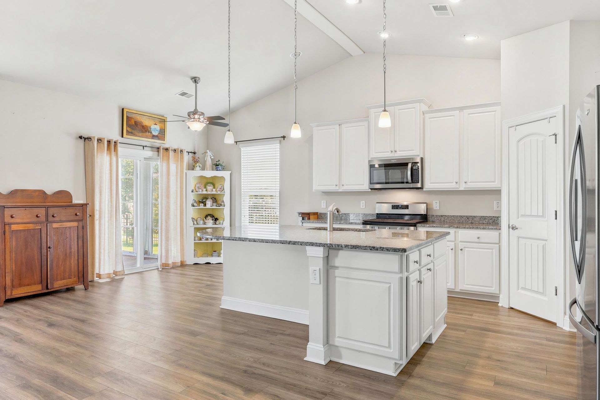 1852 Parish Way  Photo 13