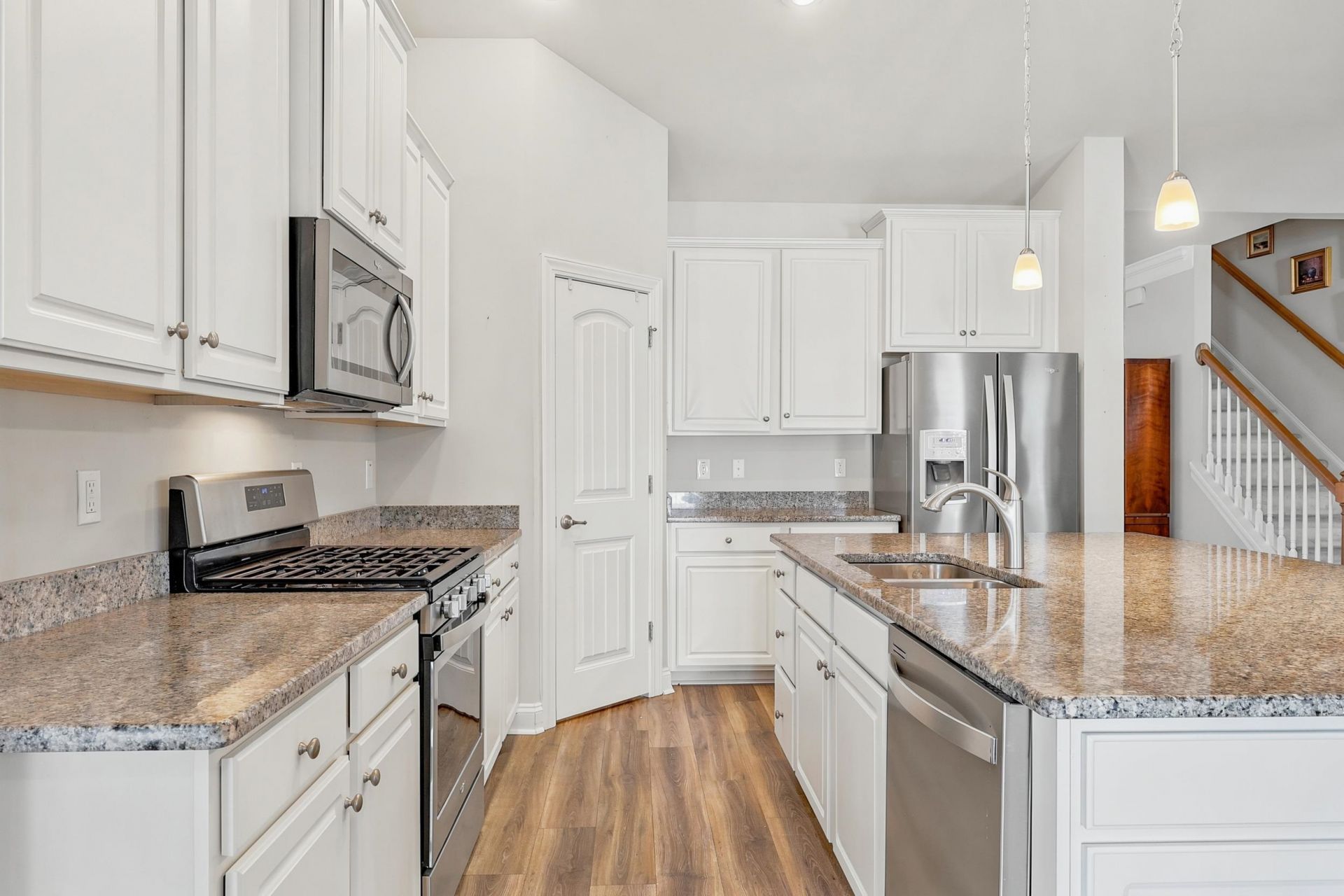 1852 Parish Way  Photo 17
