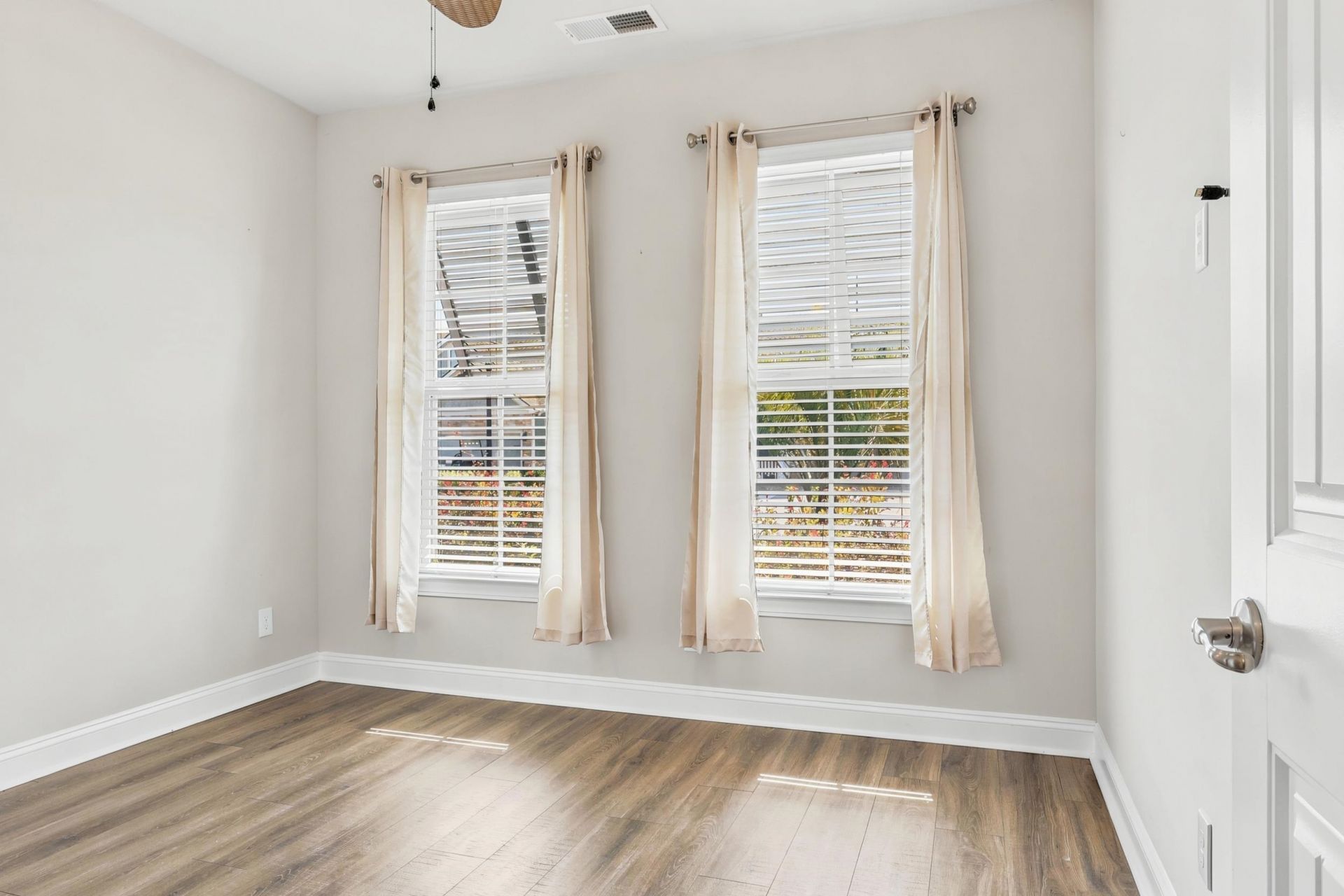 1852 Parish Way  Photo 33