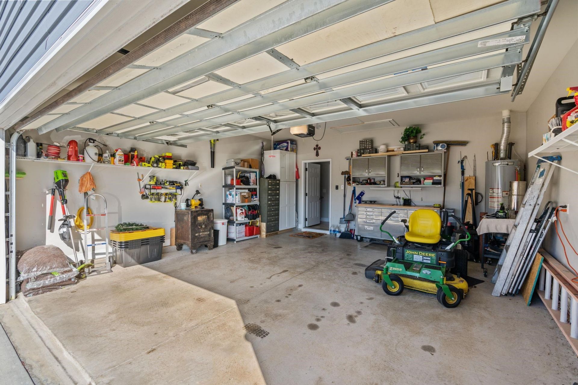 212 Hull St.  Photo 27