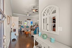 212 Hull St.  photo 4
