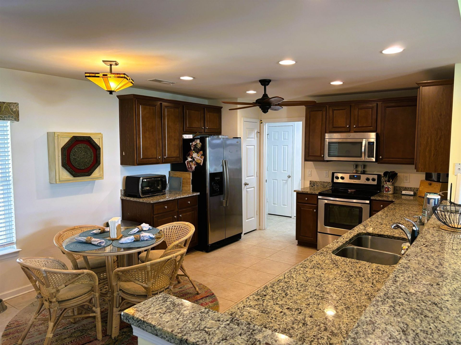 1452 Registry Dr.  Photo 4