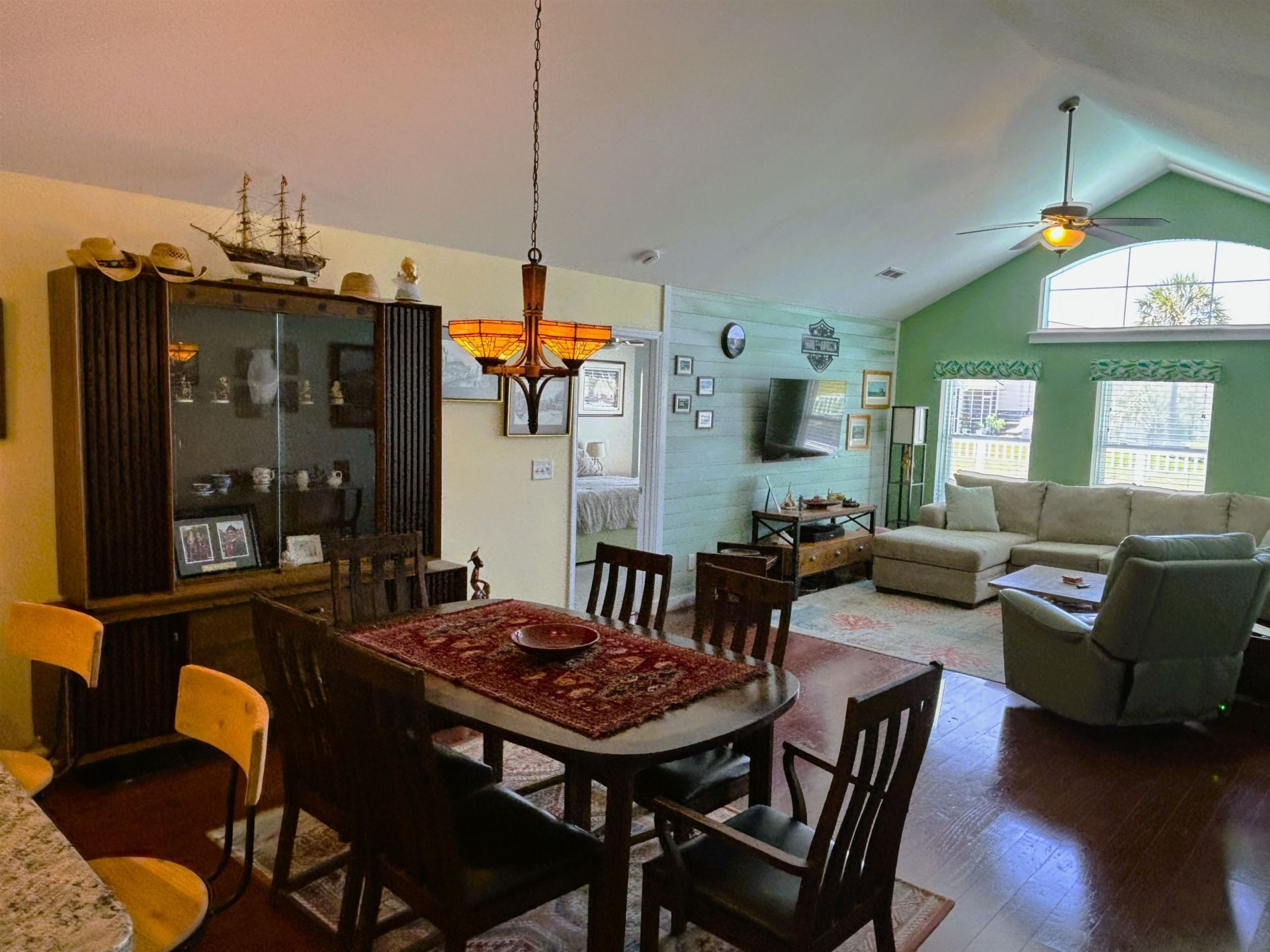 1452 Registry Dr.  Photo 5