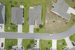 864 Callant Dr.  photo 4