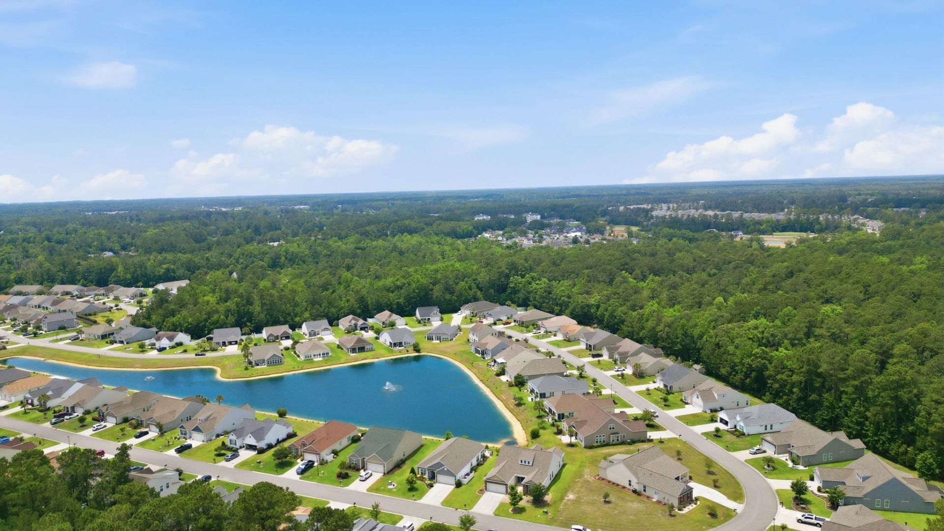 864 Callant Dr.  Photo 4