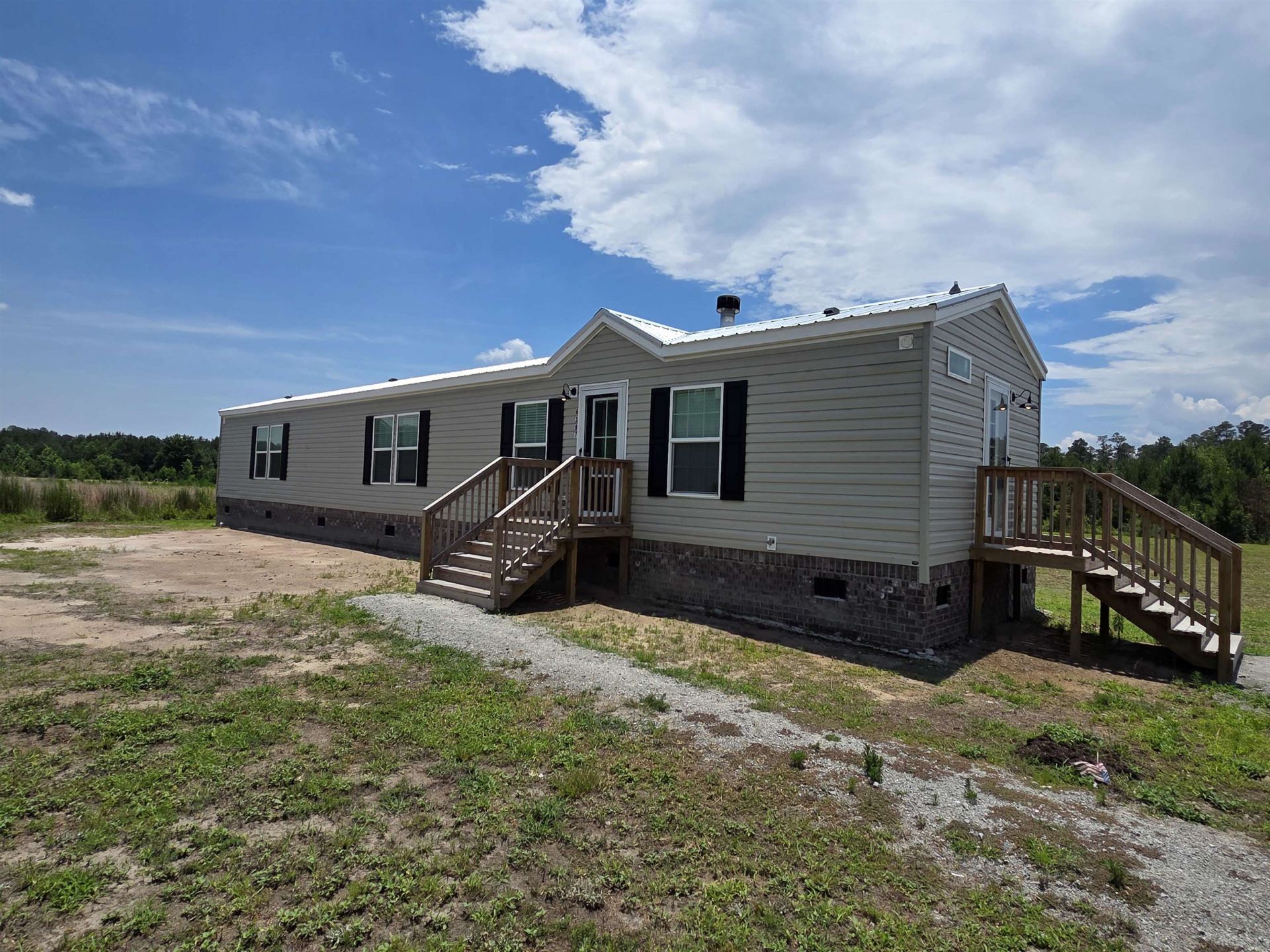 6397 Norton Rd.  Photo 4