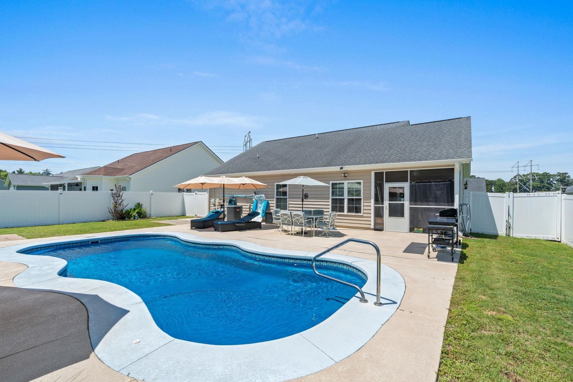 205 Maple Oak Dr.  Photo 36