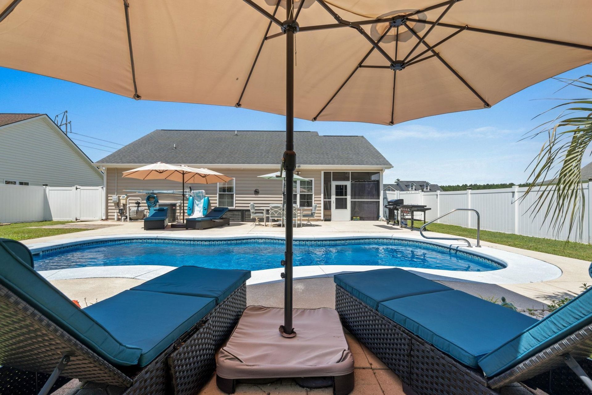 205 Maple Oak Dr.  Photo 42