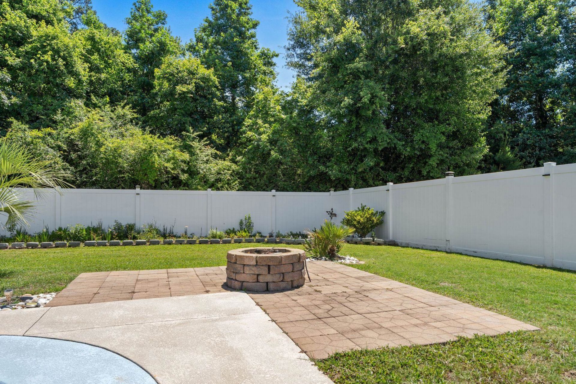 205 Maple Oak Dr.  Photo 43