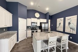 1540 Jardine Loop  photo 4