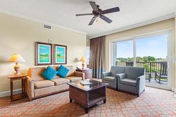 8121 Amalfi Pl.  photo 4