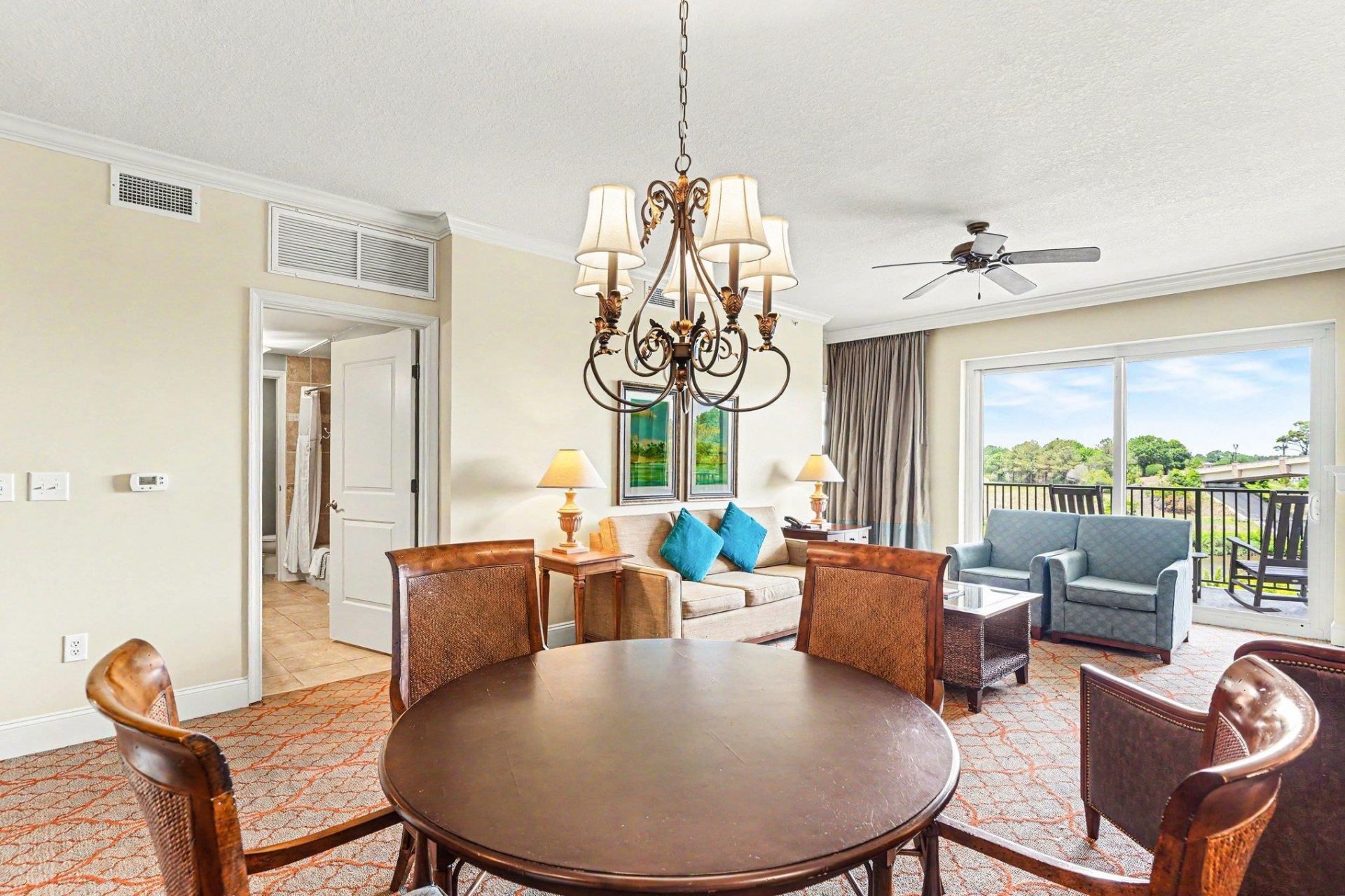 8121 Amalfi Pl.  Photo 7