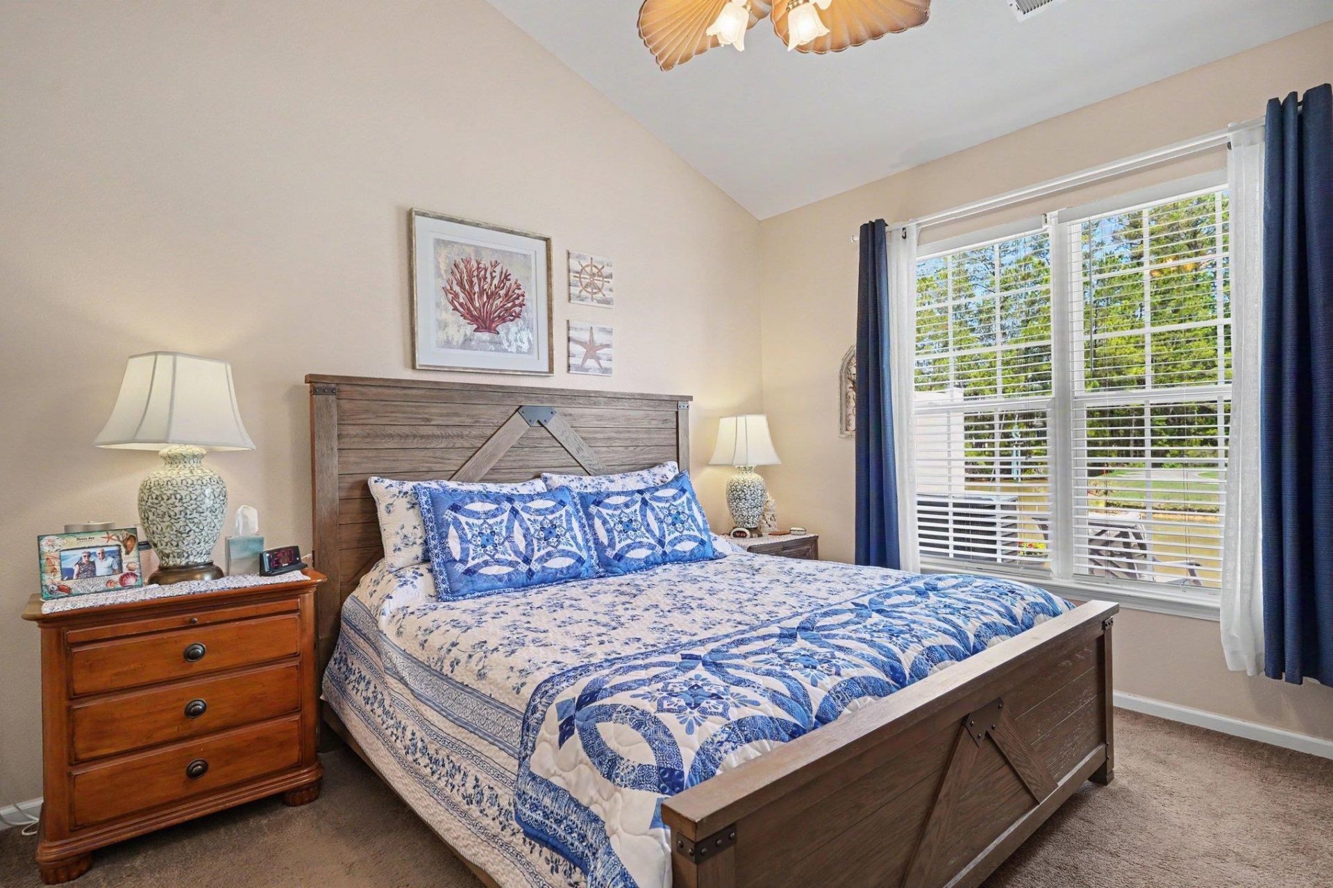 296 Connemara Dr. Photo 11