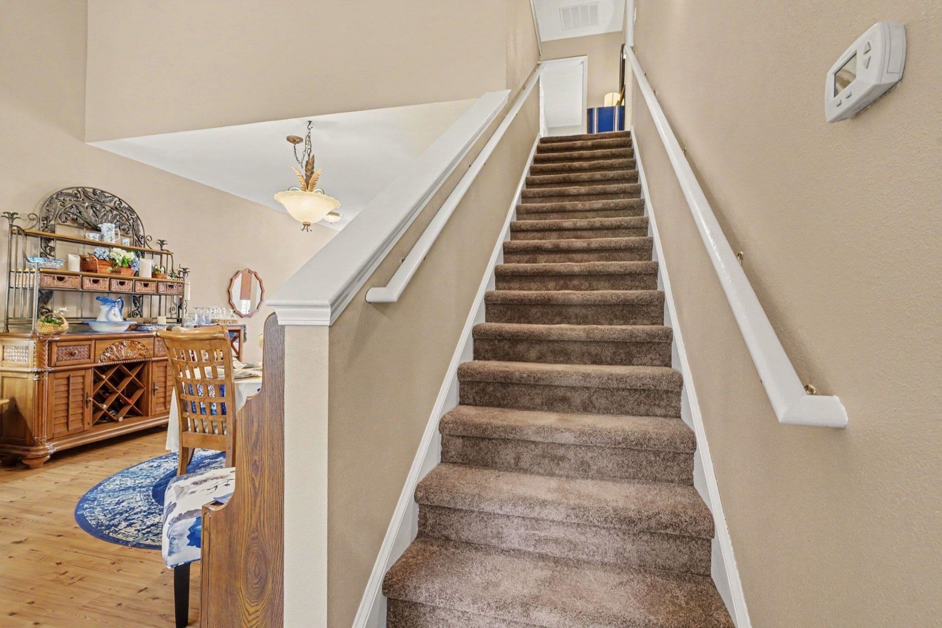 296 Connemara Dr. Photo 16