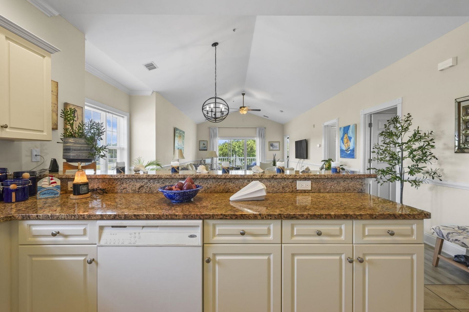 110 South Shore Blvd.  Photo 6