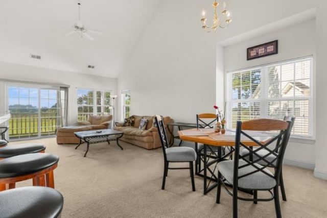 6010 Windsor Green Way  Photo 10