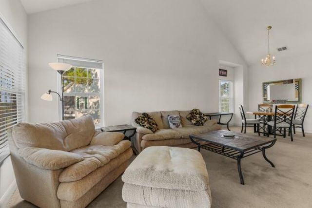 6010 Windsor Green Way  Photo 16