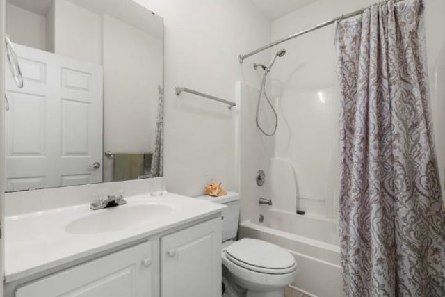 6010 Windsor Green Way  Photo 32