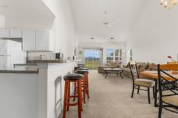 6010 Windsor Green Way  photo 4