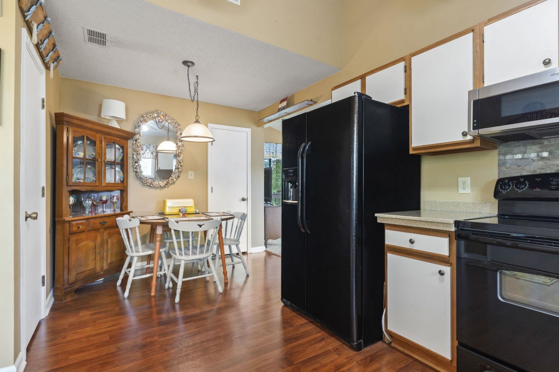 752 Tall Oaks Ct.  Photo 10