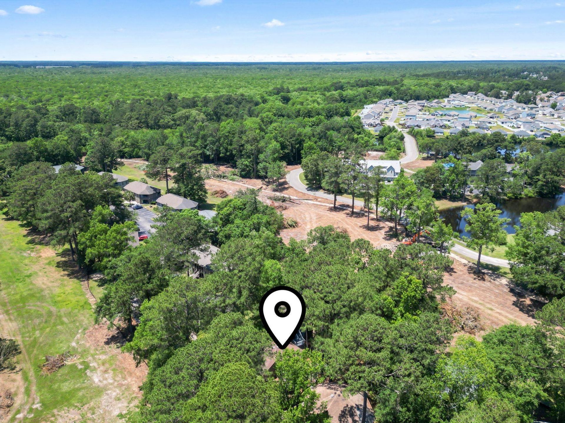 752 Tall Oaks Ct.  Photo 4