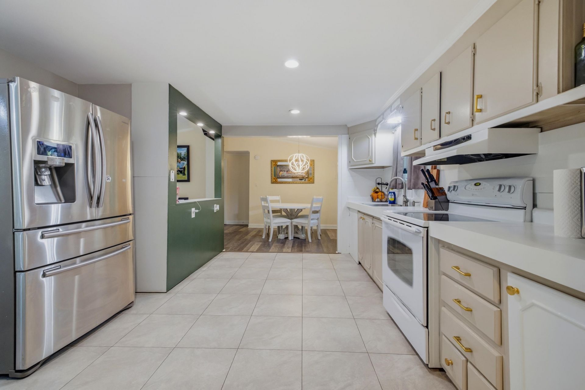 391 Di-cindy Ln. Photo 24