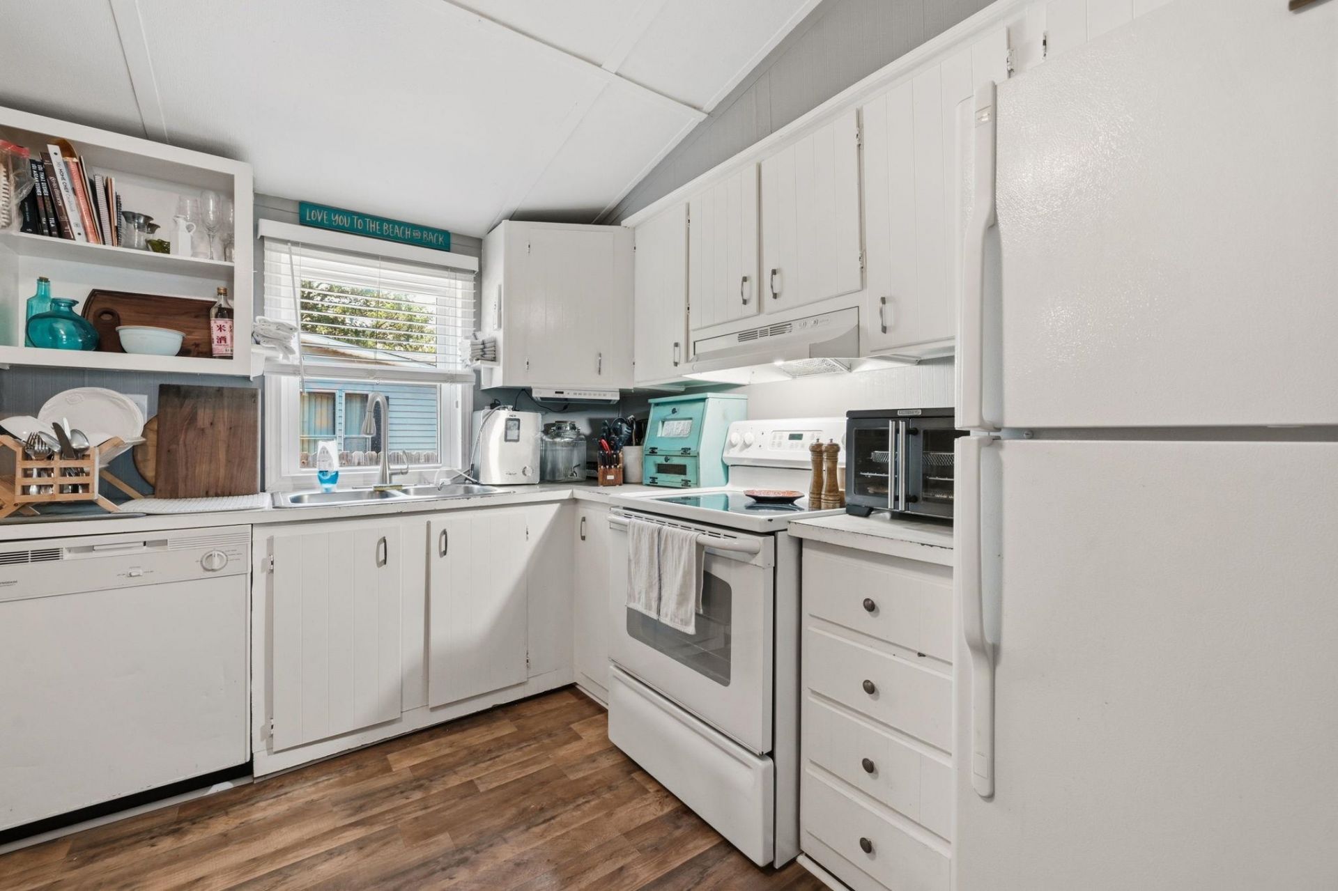 132 Crooked Island Circle  Photo 13