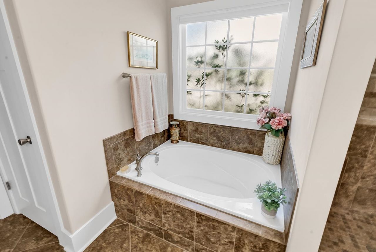 326 Bahama Dr. Photo 28