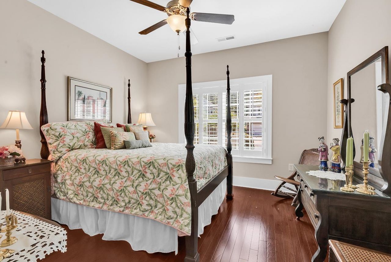 326 Bahama Dr. Photo 31