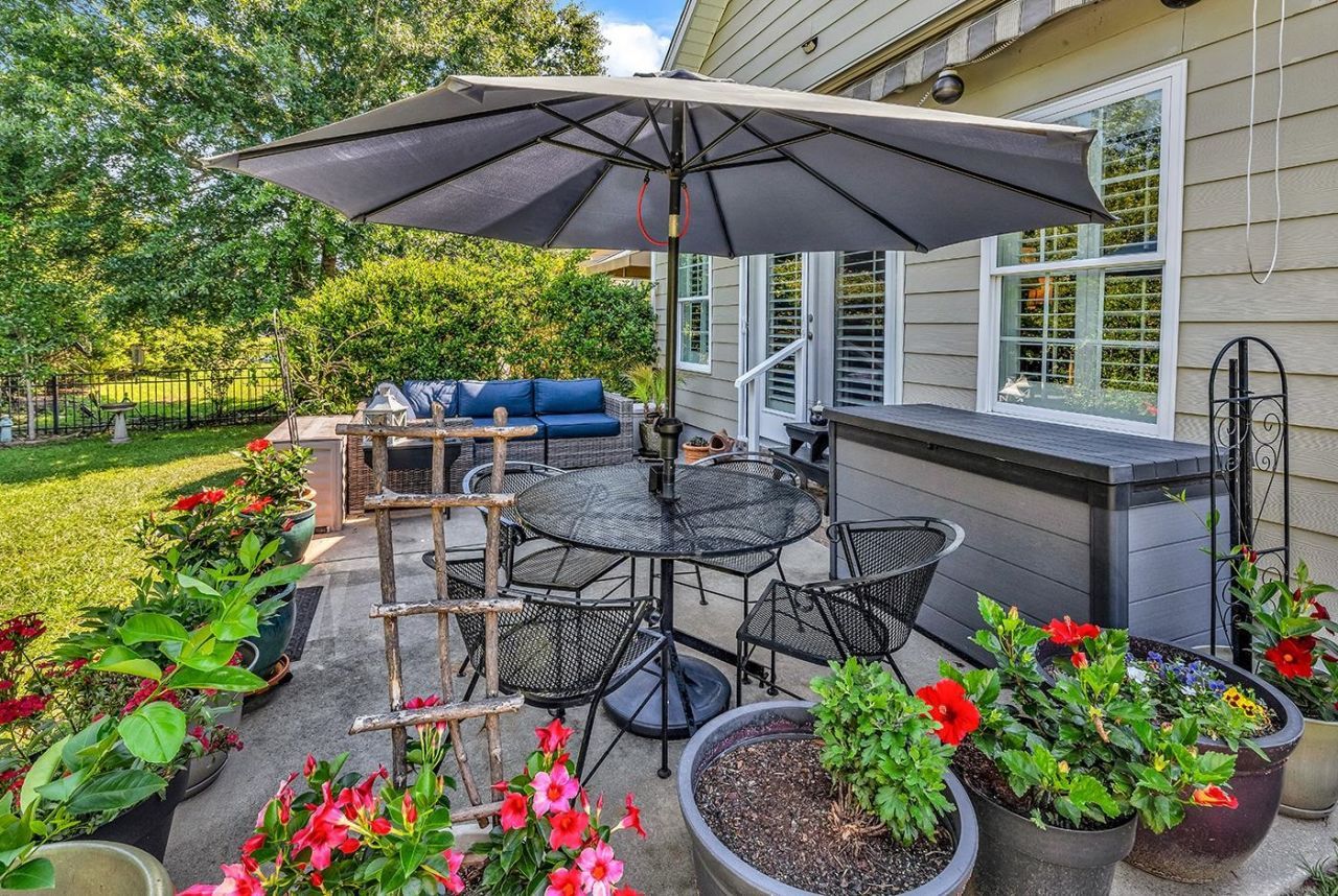 326 Bahama Dr. Photo 37