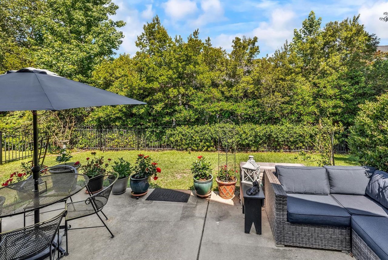 326 Bahama Dr. Photo 39