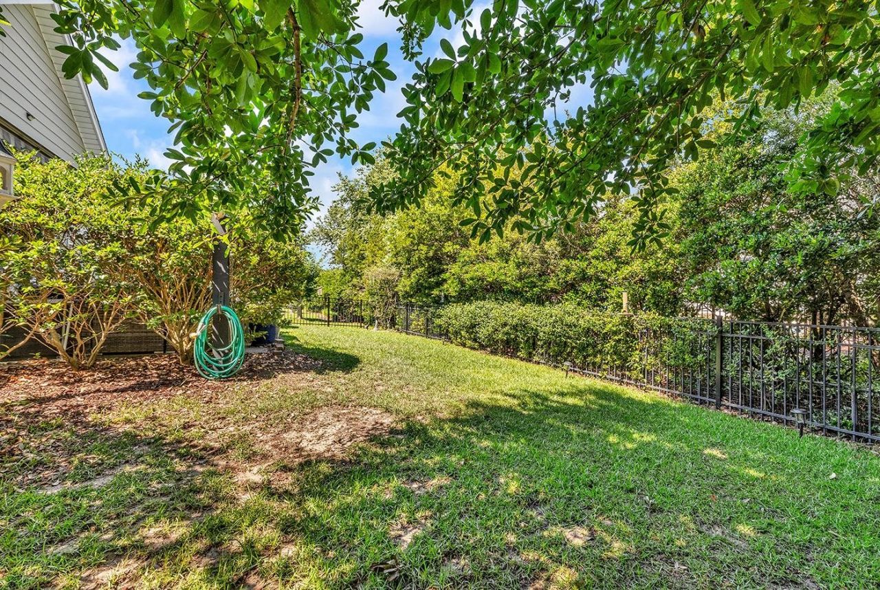 326 Bahama Dr. Photo 41