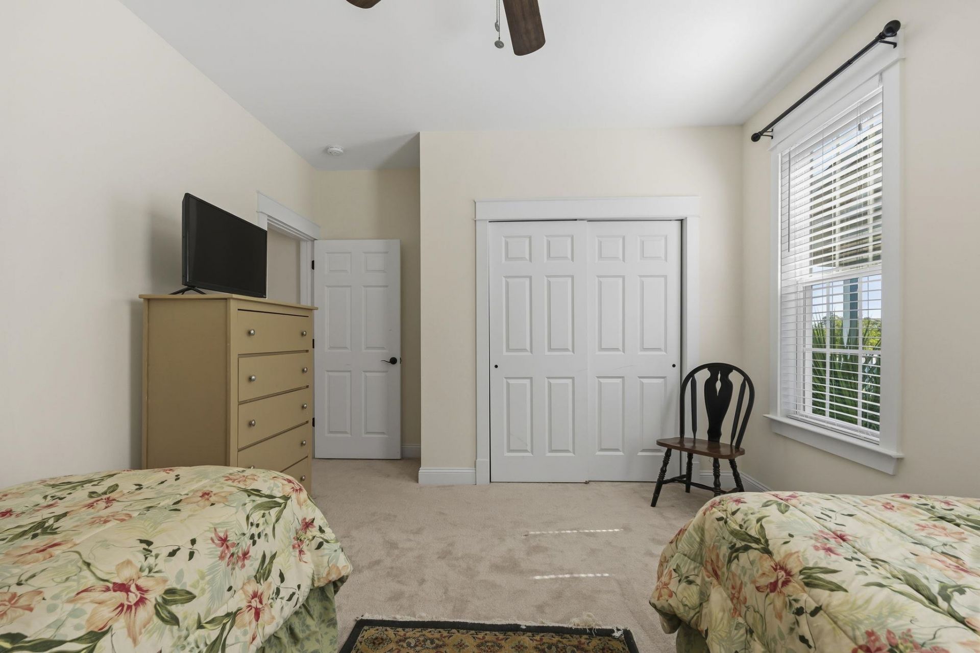 885 Peterson St.  Photo 40