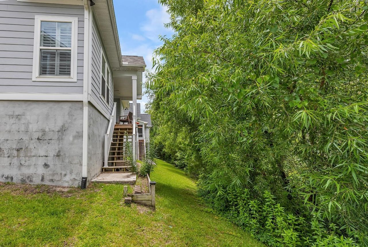 258 Rivers Edge Dr.  Photo 40