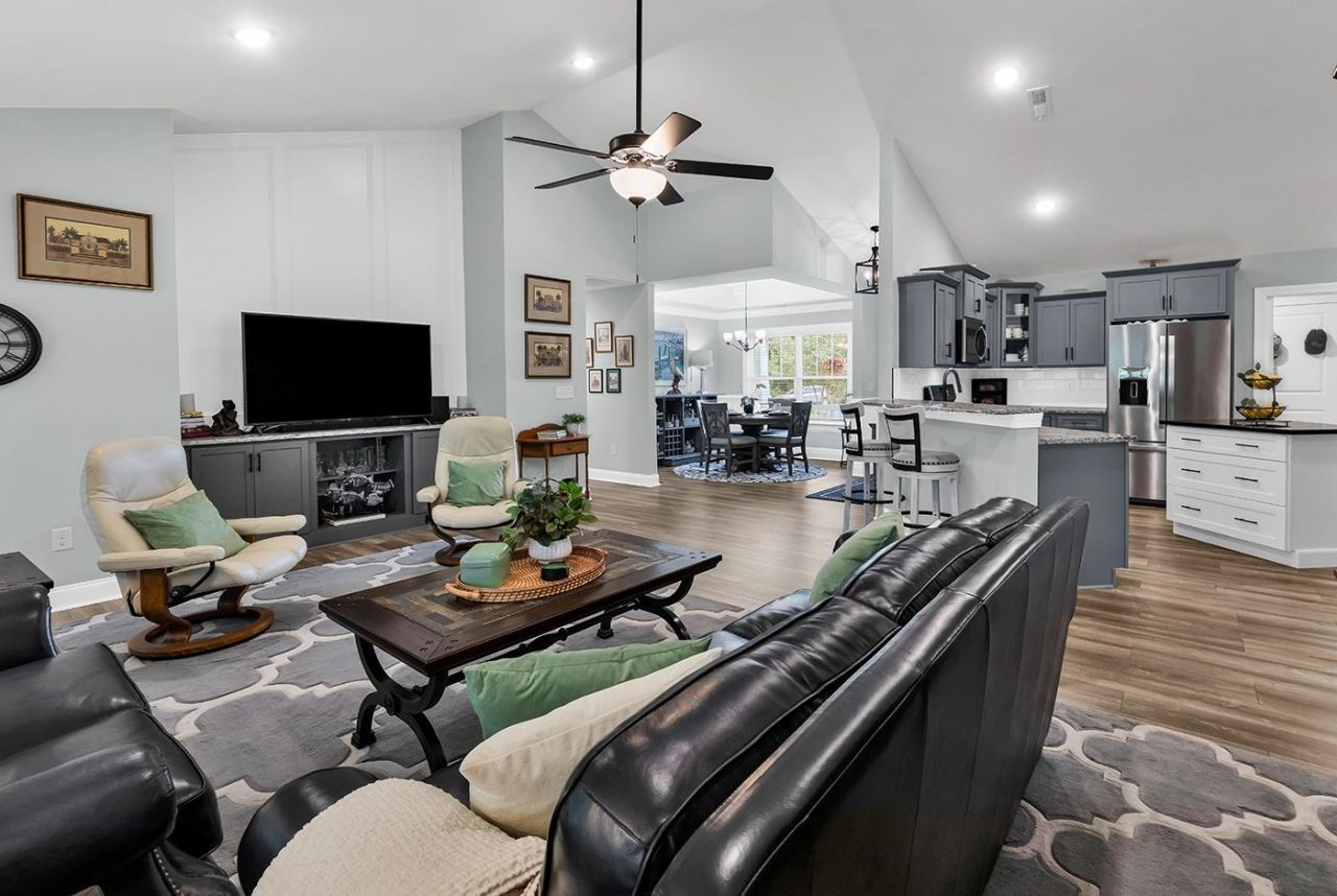 210 Rivers Edge Dr. Photo 12