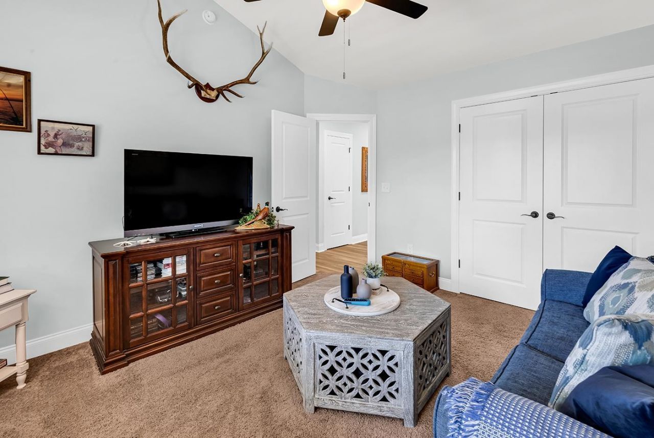 210 Rivers Edge Dr. Photo 26