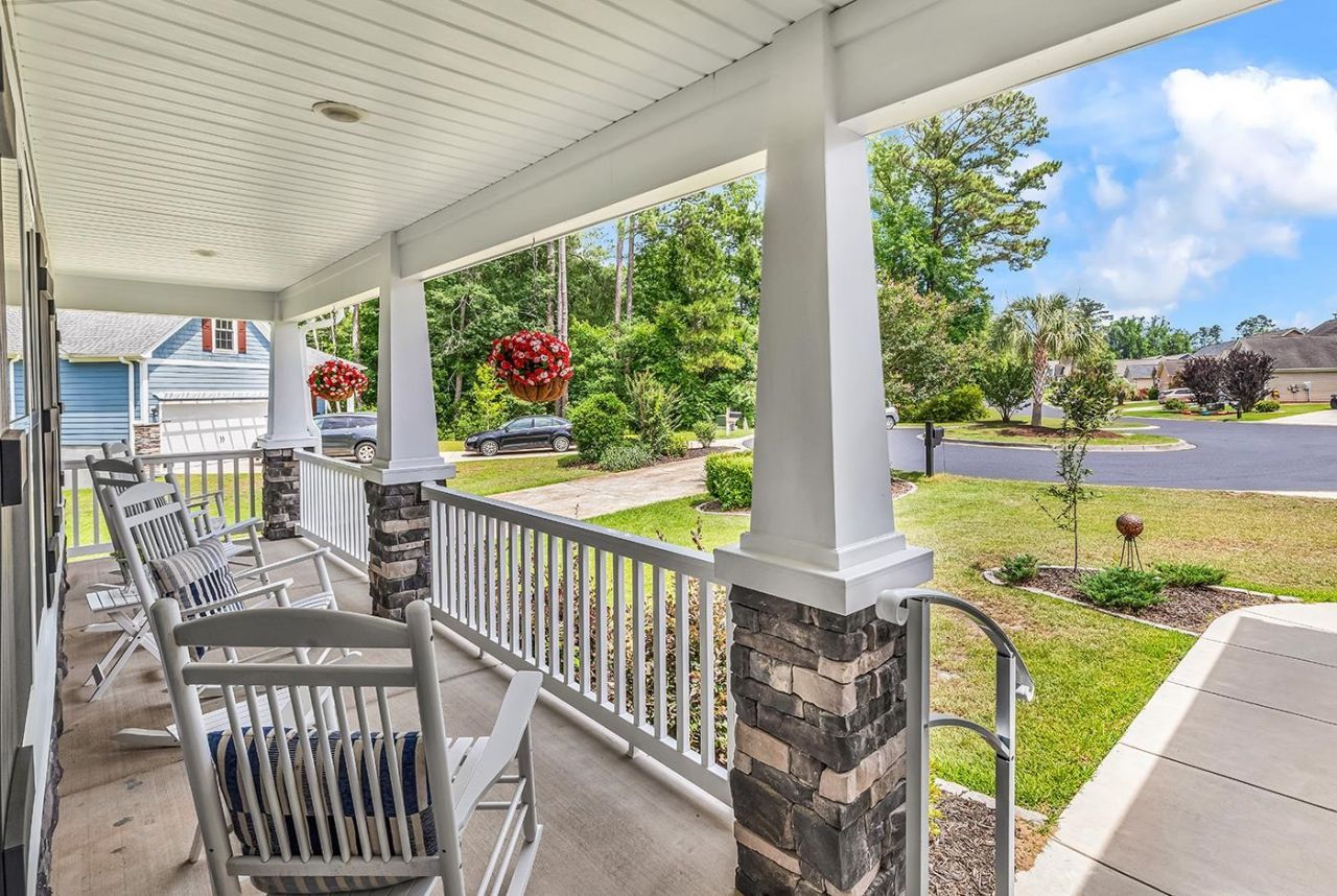 210 Rivers Edge Dr. Photo 3