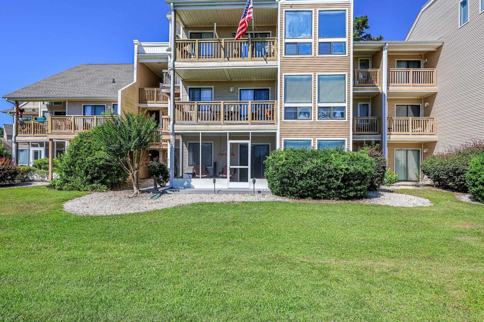 1025 Plantation Dr. W  Photo 25