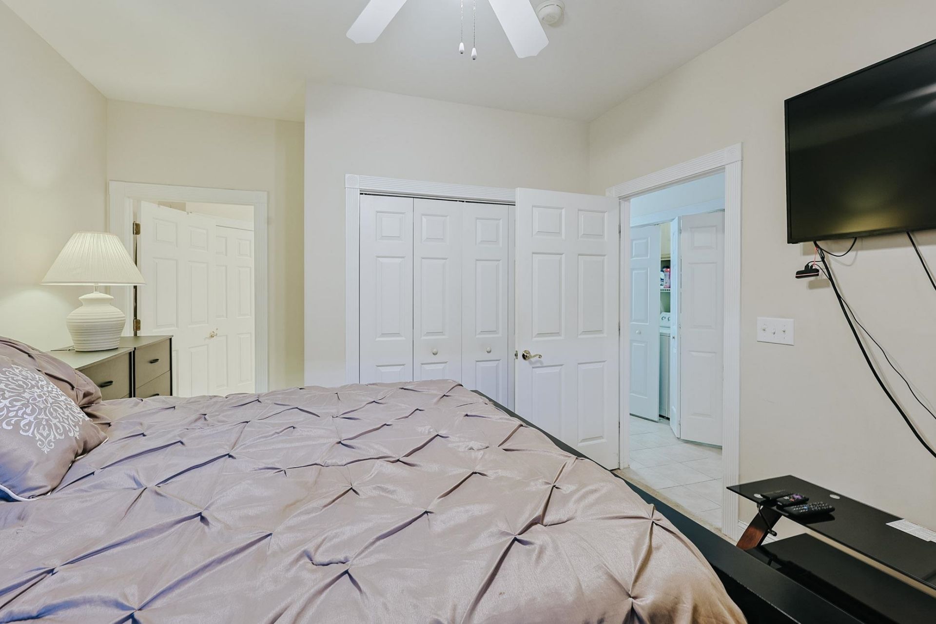 4880 Dahlia Ct. Photo 10