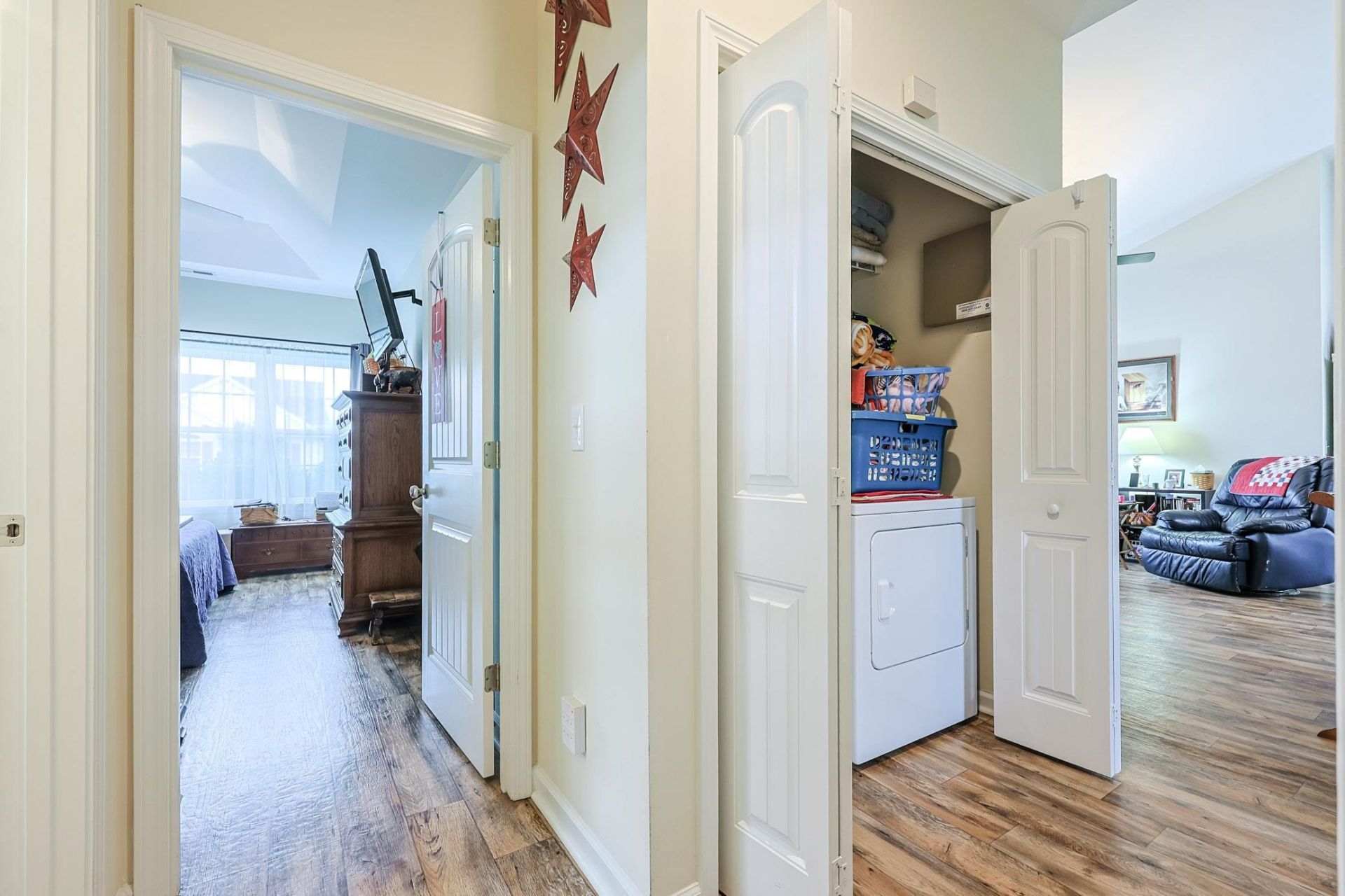 156 Oak Crest Circle  Photo 17